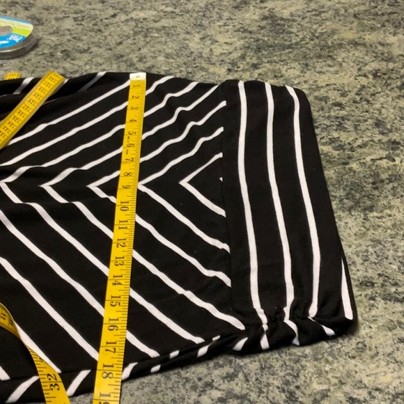 VintageBlack and white maxi skirt, 8-10 faded glory - Picture 6 of 7